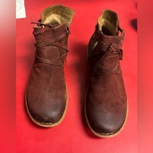 Born Tarkiln Distressed Suede Bootie